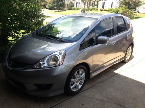 2009 honda fit sport hatchback 4-door 1.5l