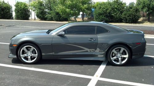 2011 chevrolet camaro rs/ss coupe 2-door 6.2l 456hp sunroof low miles!! loaded!
