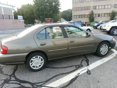 2001 Nissan Altima GXE Sedan 4-Door 2.4L, US $6,000.00, image 2