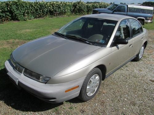 1999 saturn. clean, current inspection, ready to drive!