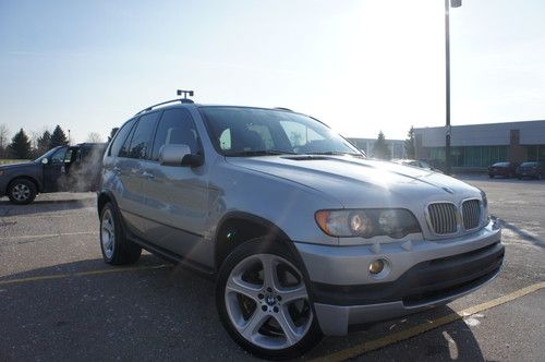 2002 bmw x5 4.6is sport utility 4-door 4.6l