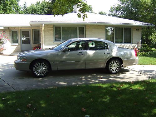 2003 Lincoln Town Car Executive Sedan 4-Door 4.6L, US $7,500.00, image 3