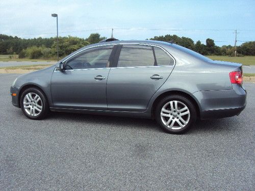 Very clean 2006 volkswagen jetta tdi sedan 4-door 1.9l turbo diesel no reserve