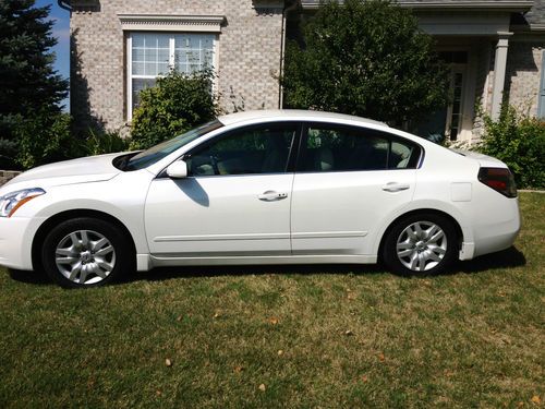 2010 nissan altima 2.5s 4 dr sedan