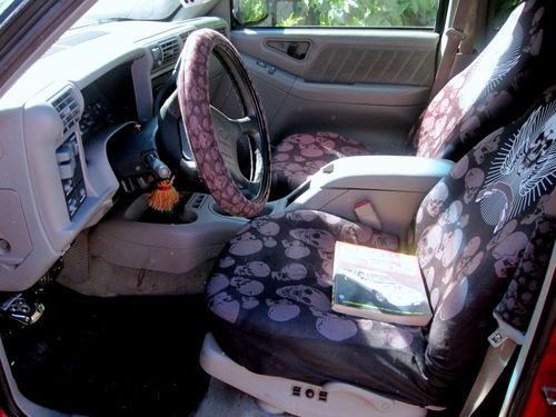 1996 Chevrolet Blazer LT Sport Utility 4-Door 4.3L TOW AWAY NEED FUEL PUMP & BAT, image 4