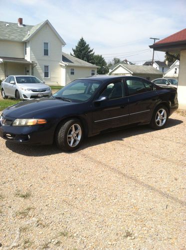 2004 pontiac bonneville sle sedan 4-door 3.8l