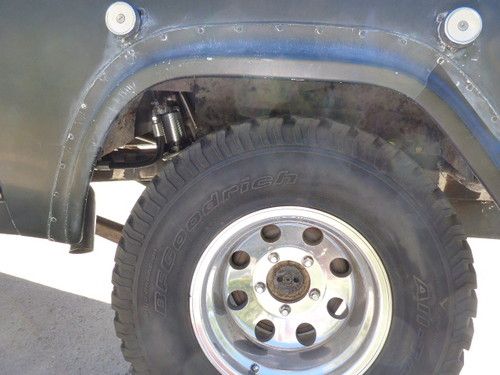 Rocky Roads Legend Ford Bronco with 12