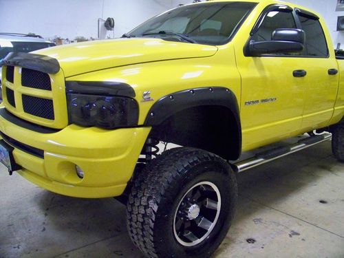 2003 dodge ram 2500 4x4 with 5.9 cummins diesel- low miles!! show or go