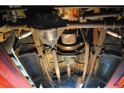 1966 Chevrolet Suburban 4x4 250ci Inline 6 cyl 4 Speed Manual PS PB Radio, image 22