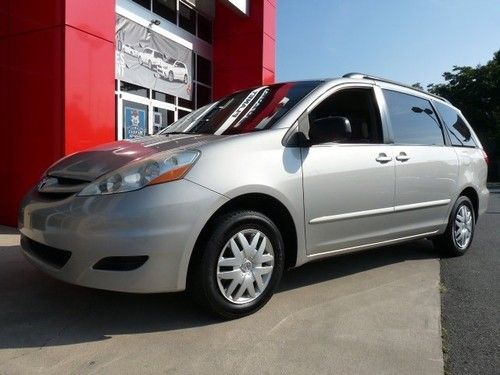 06 sienna le minivan clean carfax fresh trade in $0 down $199/month!