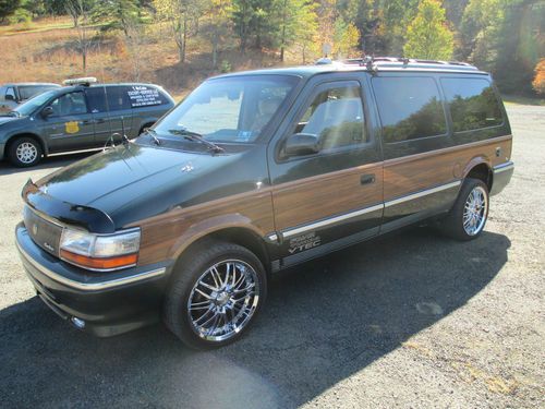 1992 chrysler town &amp; country custom all wheel drive muti-fuel surveilance van