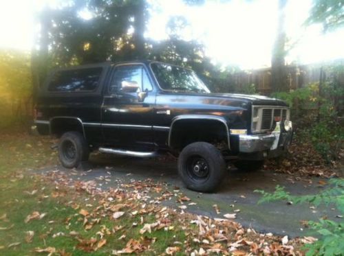 1985 gmc jimmy full size rolling chassy - clean body!