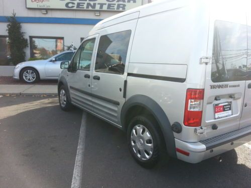 10' XLT 2.0L E100 Wheel Chair Lift Wheelchair We Finance 1 Owner Sliding Doors, image 8