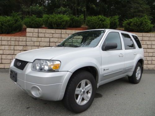 4x4 white 4wd hybrid one owner leather new tires new ford trade serviced