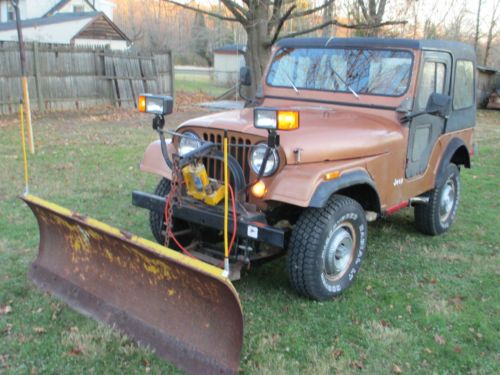 1978 jeep cj5. 304 v8. 4 speed. acme hard top. meyer power angle snowplow. e47..