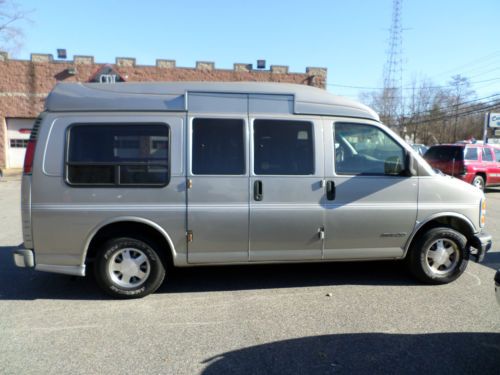 2000 gmc savana 1500 high top conversion handicap  wheelchair van