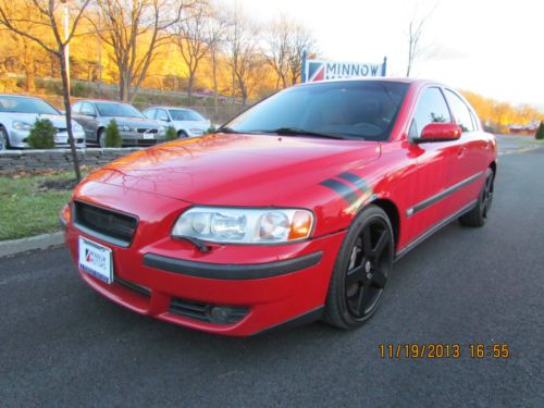 2004 volvo s60 r sedan 4-door awd turbo