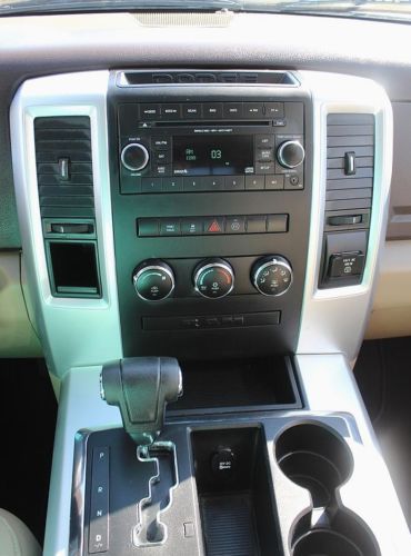 5.7L V8 Hemi SLT Lone Star Power Seat Tow Package Bucket Seats Bedliner CD MP3, image 22