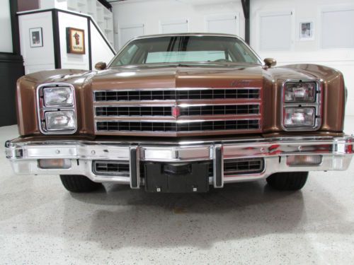 1976 chevrolet monte carlo landau coupe 2-door 5.7l