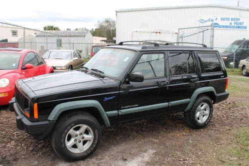 Fl low miles sport 4x4 auto ac clean non smoker original stock drives new