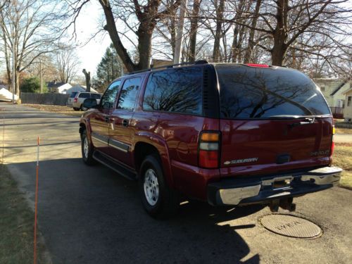 2004 Chevy 1500 Suburban 7 Passenger 4x4 Auto 3rd row bench seat NO RESERVE, image 7