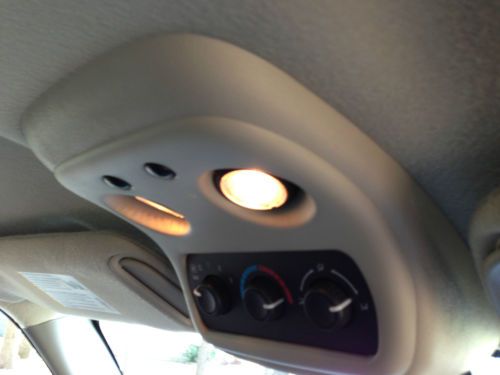 2004 Chevy 1500 Suburban 7 Passenger 4x4 Auto 3rd row bench seat NO RESERVE, image 15