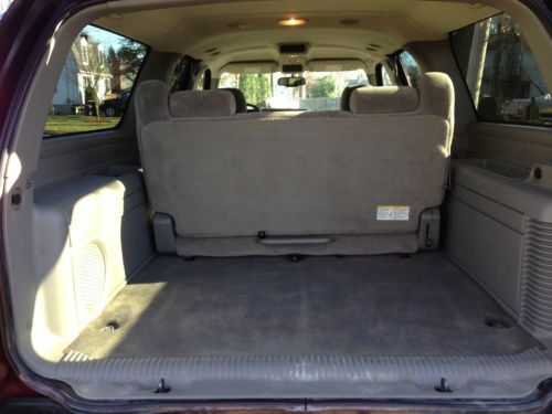 2004 Chevy 1500 Suburban 7 Passenger 4x4 Auto 3rd row bench seat NO RESERVE, image 16
