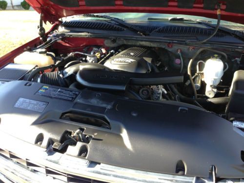 2004 Chevy 1500 Suburban 7 Passenger 4x4 Auto 3rd row bench seat NO RESERVE, image 20