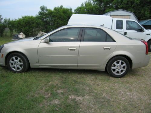 2007 cadillac sandstone beige, 82k miles, beautiful