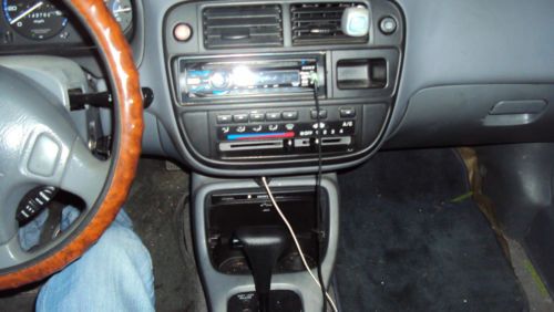 Honda civic white 4 doors, US $1,900.00, image 8