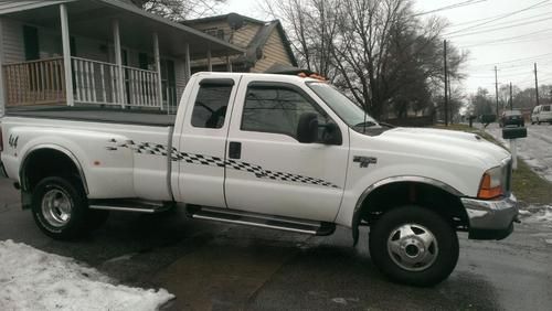 2001 f350 super duty pickup 4 wd dually 79k miles v10 triton runs/drives great