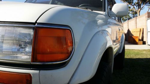 1992 Toyota Land Cruiser 80 series all original paint no dings dents or scratch, image 2