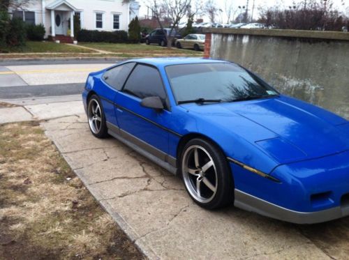 1987 pontiac fiero gt coupe 2-door 2.8l