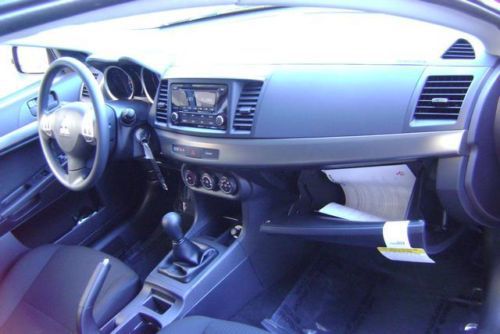 ES New 2.0L CD 5 speed manual Sedan Gas saver Sporty 7 airbags, image 28