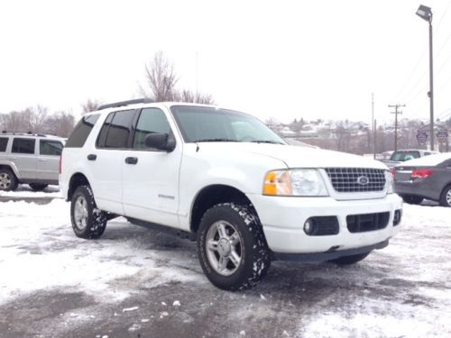 2005 ford explorer xlt 4x4 ***no reserve***