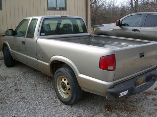 2002 Chevrolet S-10, image 3