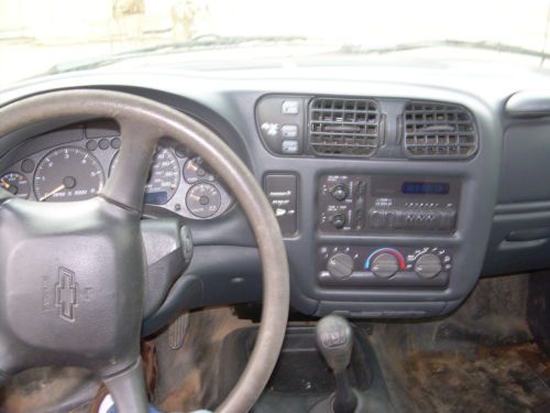 2002 Chevrolet S-10, image 11