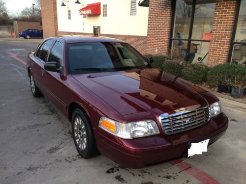 2006 ford crown victoria (not p71 police vehicle)