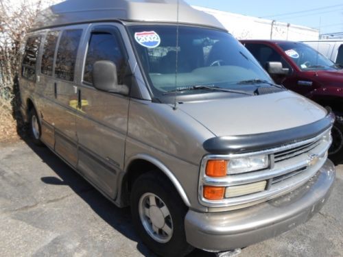 2002 chevrolet express hi top conversion automatic 4-door van