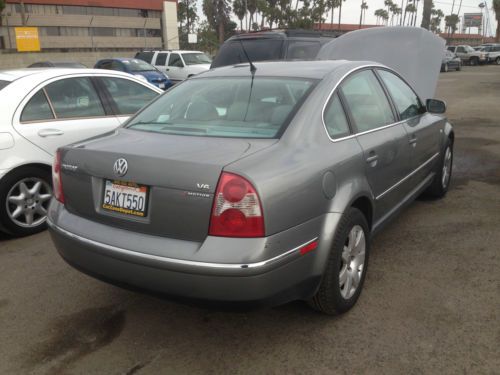 2003 volkswagen passat glx 4 motion sedan 4-door 2.8l