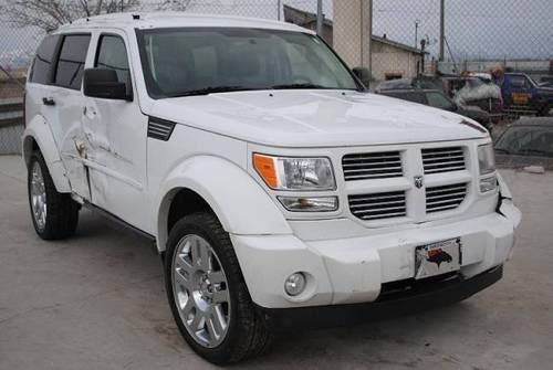 2011 dodge nitro 4wd damadge repairable rebuilder only 24k miles runs!!!!