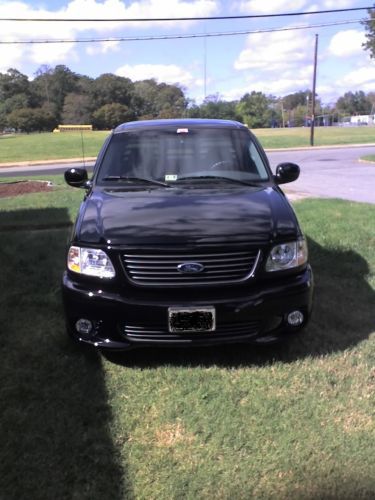 2002 ford f-150 lightning standard cab pickup 2-door 5.4l