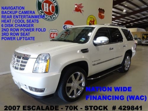 2007 escalade,sunroof,nav,rear dvd,htd/cool lth,bose,chrome 22&#039;s,70k,we finance!