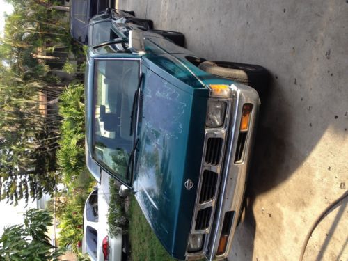 1995 nissan pickup base standard cab pickup 2-door 2.4l