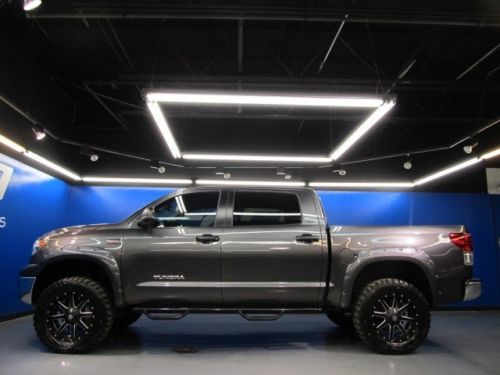 Toyota tundra crewmax 4x4 20inch wls with lift upgraded amp speakers