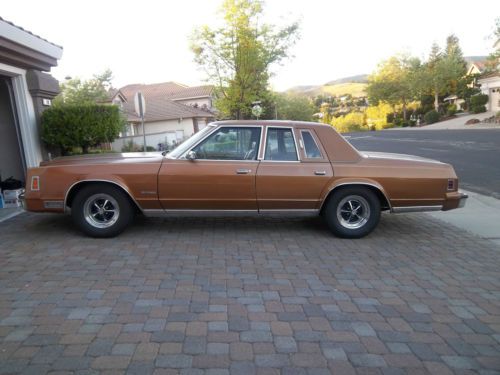 1979 chrysler new yorker base hardtop 4-door 5.9l