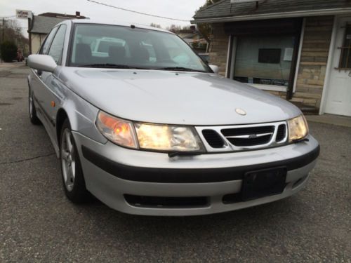 2000 saab areo 9-5 no reserve!