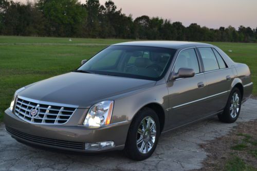 2006 cadillac dts in the wrapper, 15k miles, 1 owner, leather, heated seats