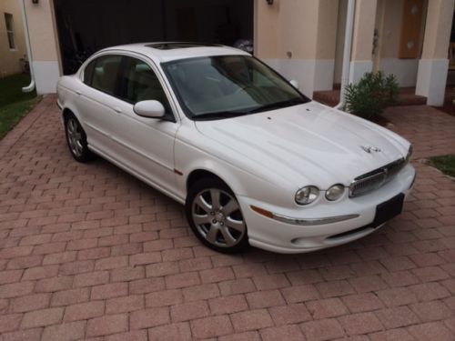 2005 jaguar x-type base sedan 4-door 3.0l