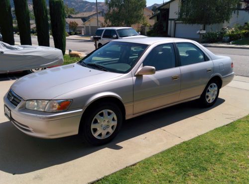 2001 toyota camry le sedan 4-door 2.2l